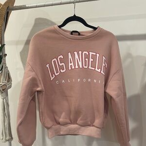 Women’s Medium Crewneck